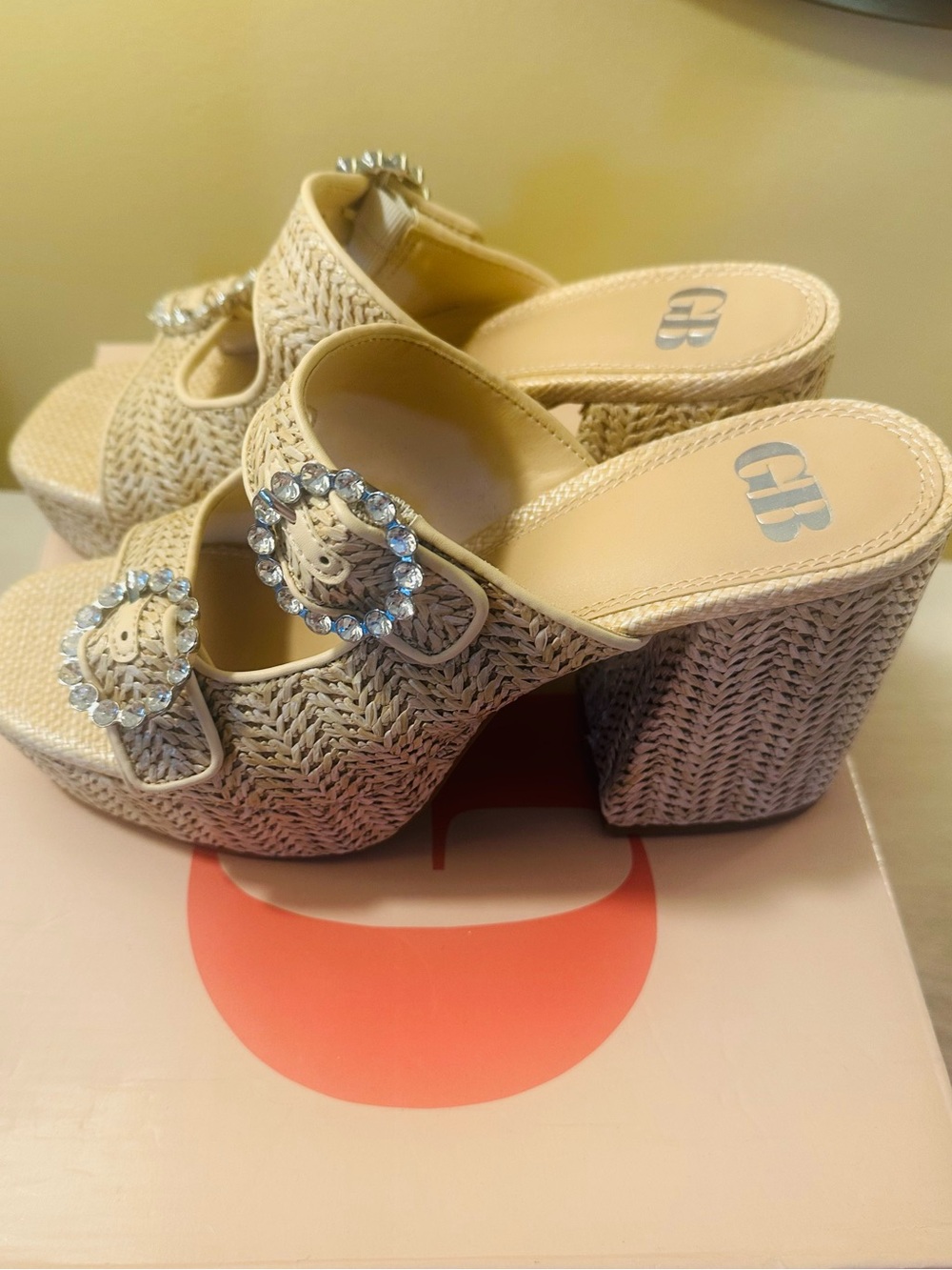 NIB Gianni Bini Deja-Vu raffia block heel sandal size 7 1/2 - Picture 4 of 7